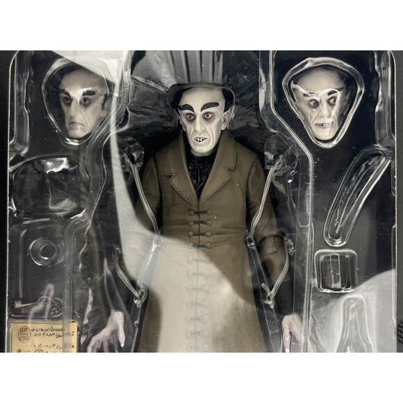 NECA Nosferatu Ultimate Count Orlok & Black and White 7" Scale Action Figure Set - Picture 16 of 16
